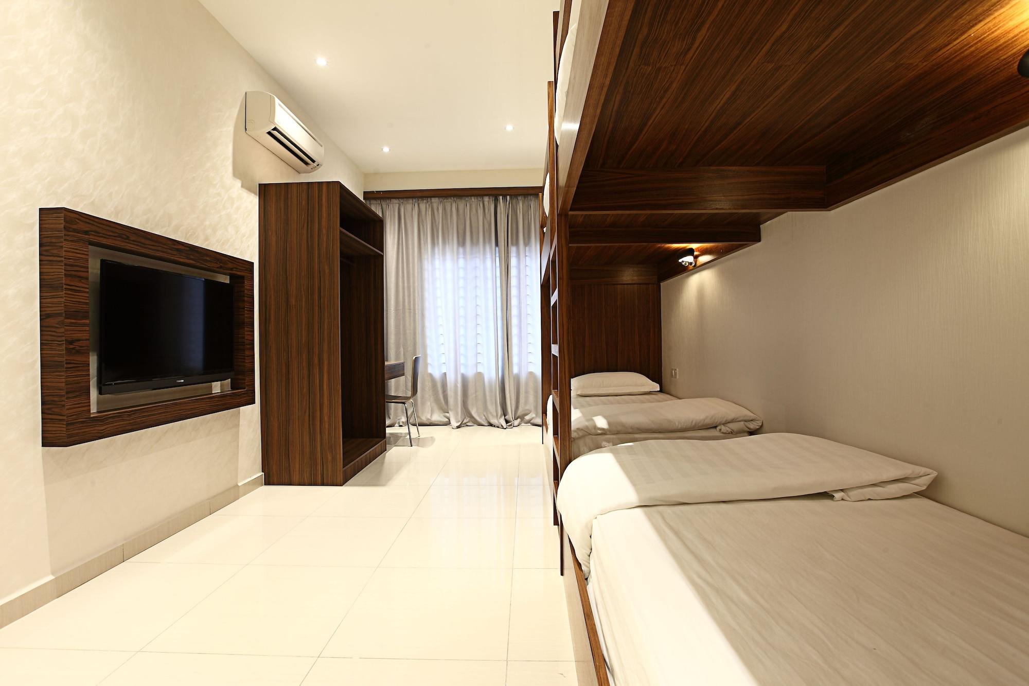 Sri Enstek Hotel Klia, Klia 2 & F1 Сепанг Екстериор снимка