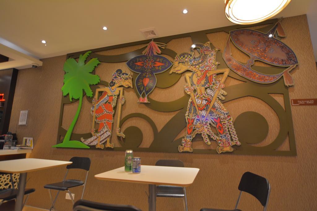 Sri Enstek Hotel Klia, Klia 2 & F1 Сепанг Екстериор снимка