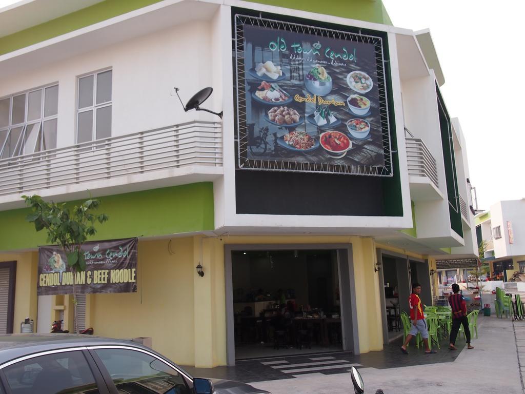 Sri Enstek Hotel Klia, Klia 2 & F1 Сепанг Екстериор снимка