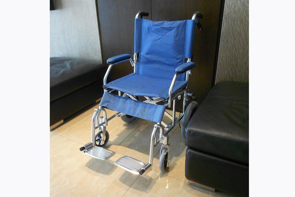Sri Enstek Hotel Klia, Klia 2 & F1 Сепанг Екстериор снимка