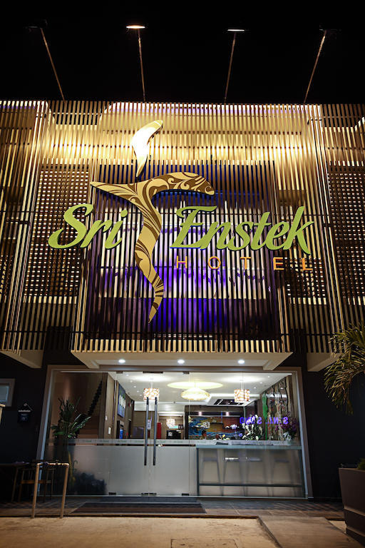 Sri Enstek Hotel Klia, Klia 2 & F1 Сепанг Екстериор снимка