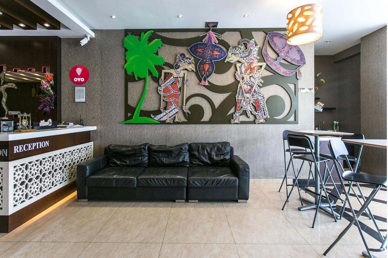 Sri Enstek Hotel Klia, Klia 2 & F1 Сепанг Екстериор снимка