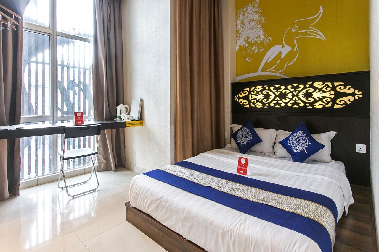 Sri Enstek Hotel Klia, Klia 2 & F1 Сепанг Екстериор снимка